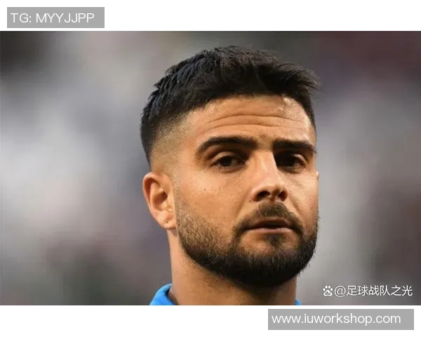 穿两套足球服的球星：他们如何在不同队伍间展现独特魅力与实力